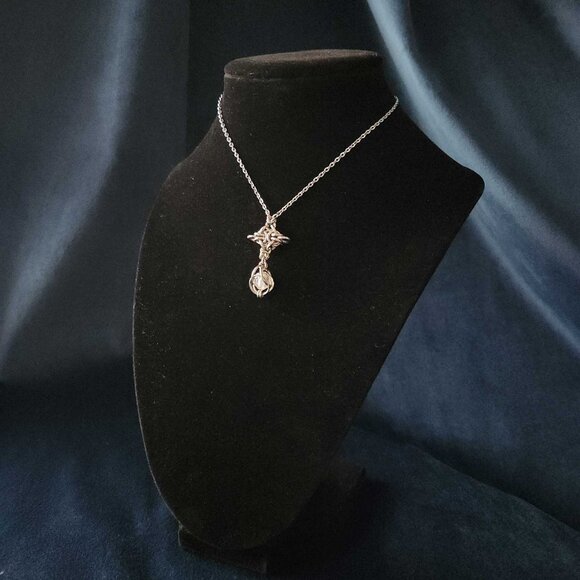 Fairy whimsical silver star necklace - Picture 6 of 8